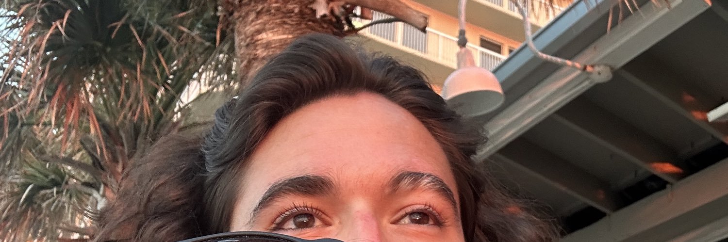 bailey_del's profile banner image