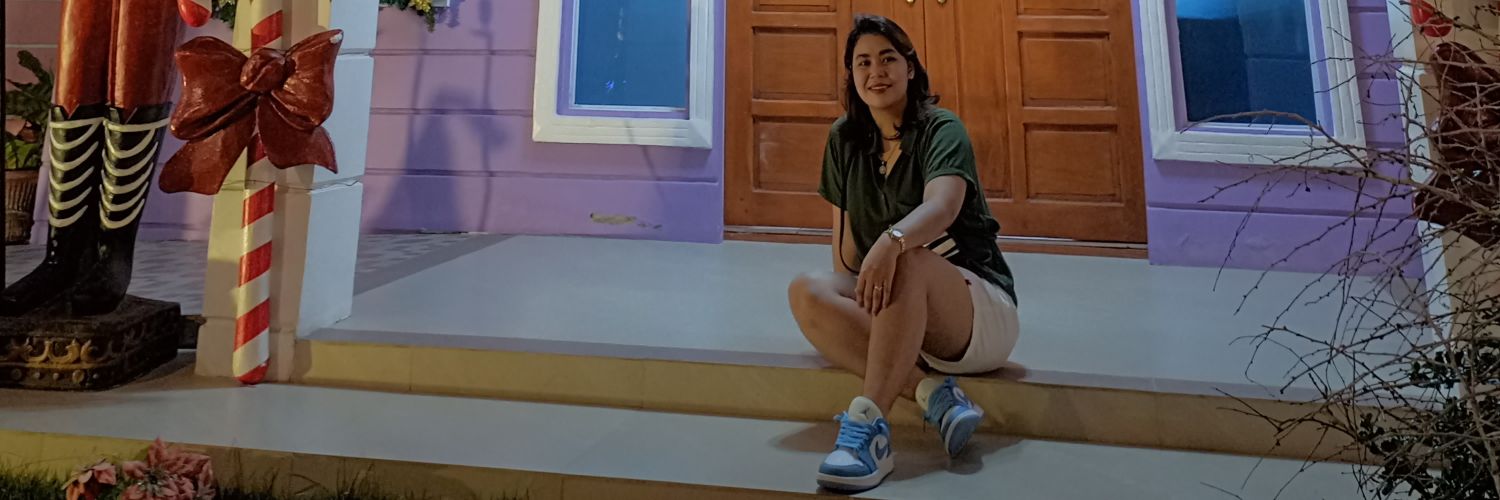 1zelGladys2's profile banner image