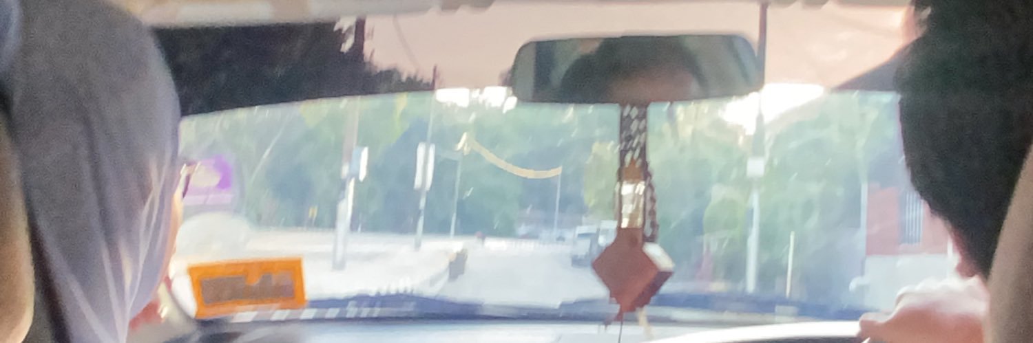 bellabuzzlan's profile banner image