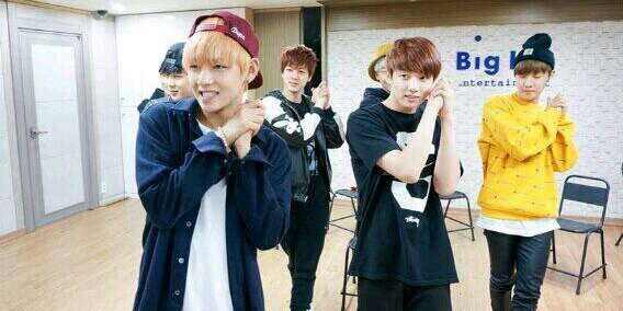 BTS95TAE's profile banner image