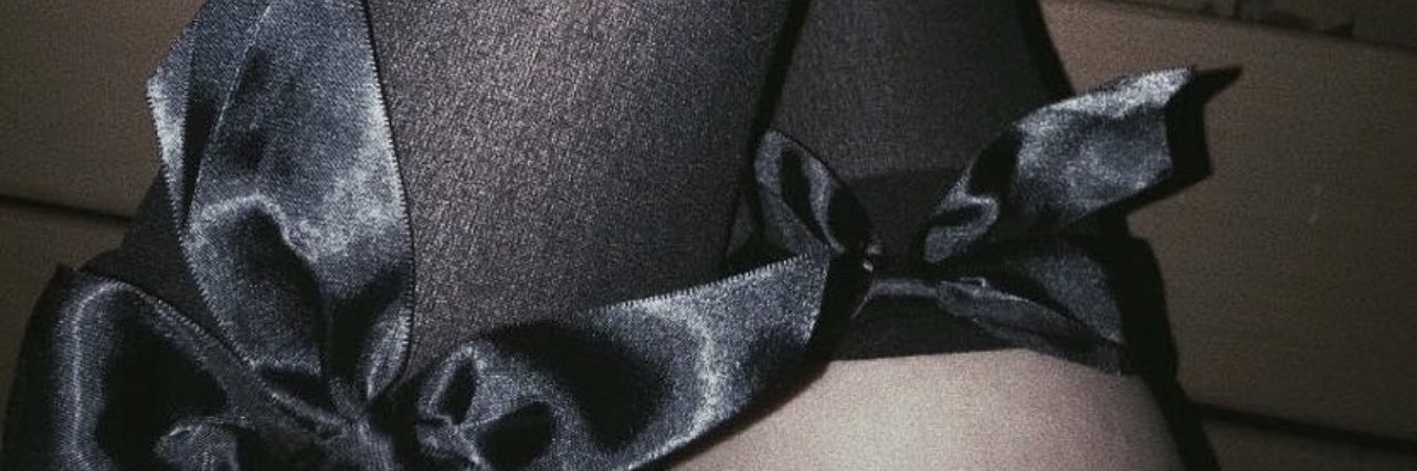 12Voneime's profile banner image