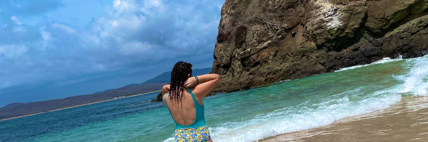 KarlaaBustos's profile banner image