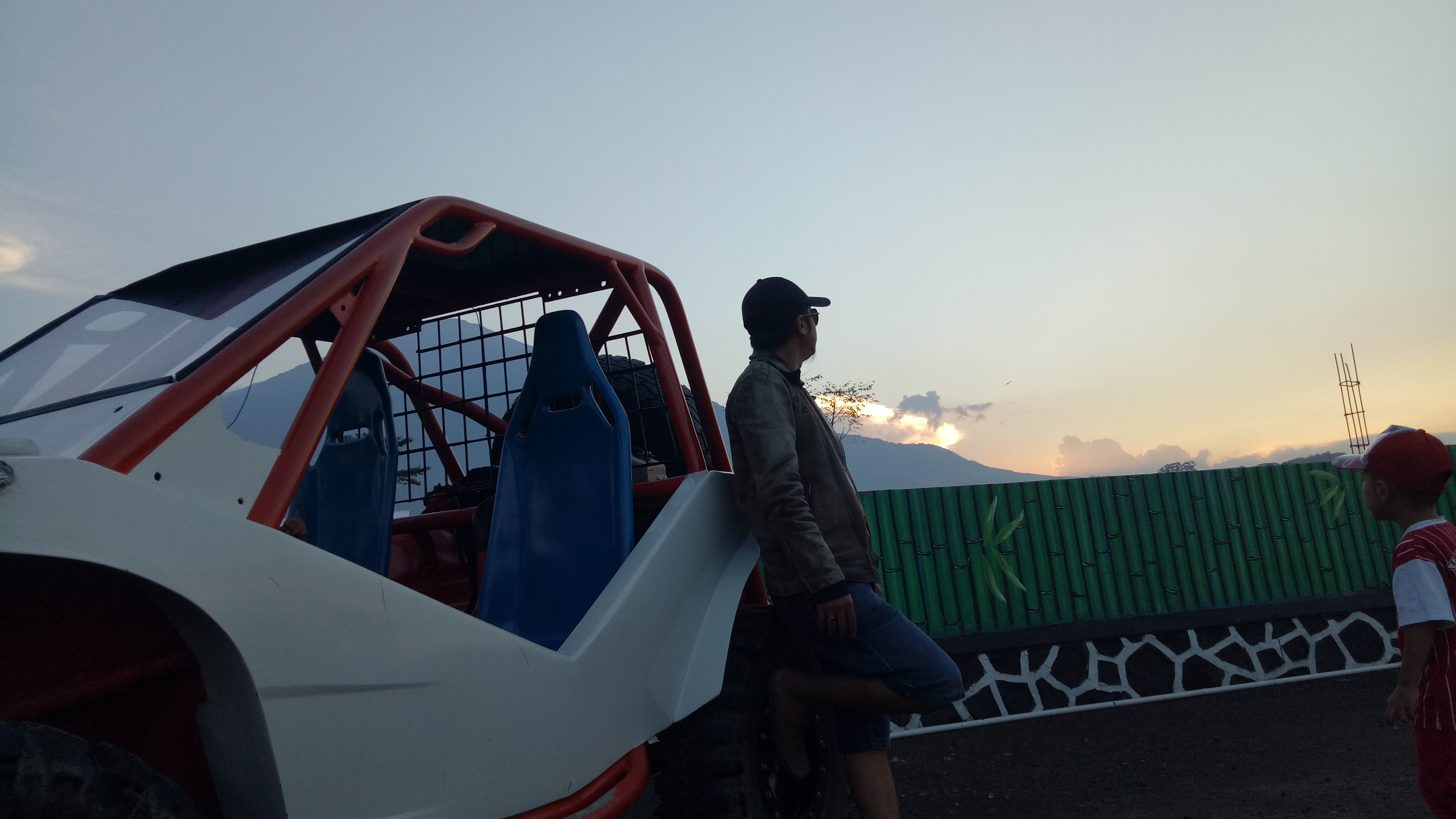rees_fitra's profile banner image