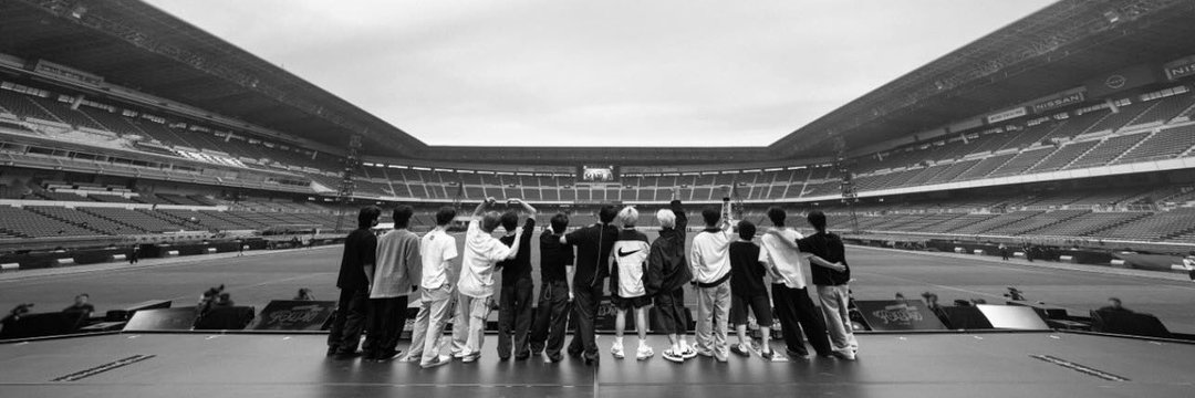 17O2D2_'s profile banner image