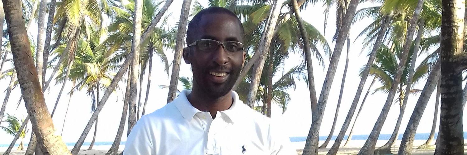 leemawears's profile banner image