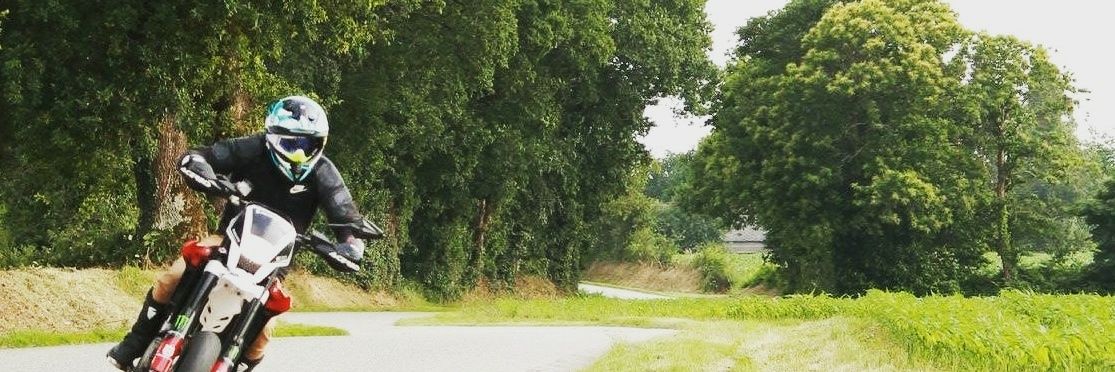 KitYop1's profile banner image