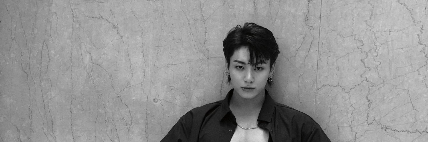 EVEEEEEE_'s profile banner image