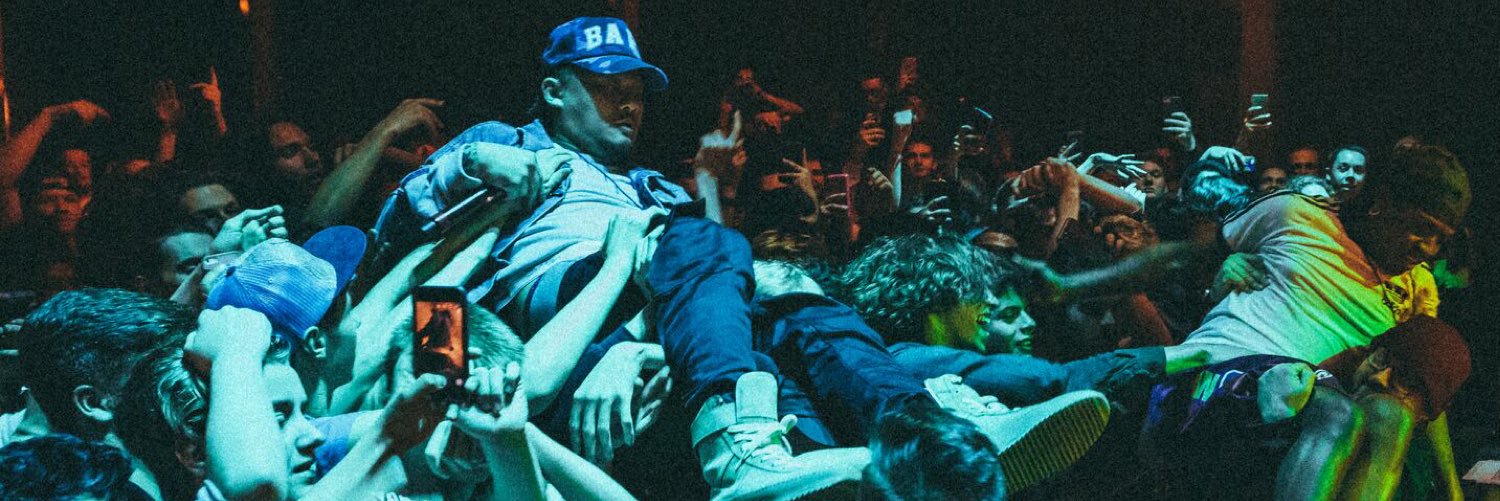 illxchris's profile banner image