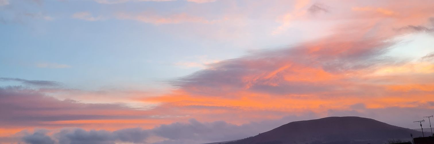 poII1996's profile banner image
