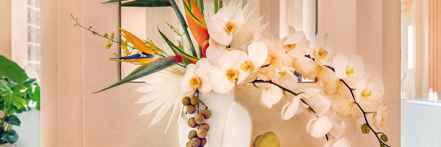 karawex's profile banner image