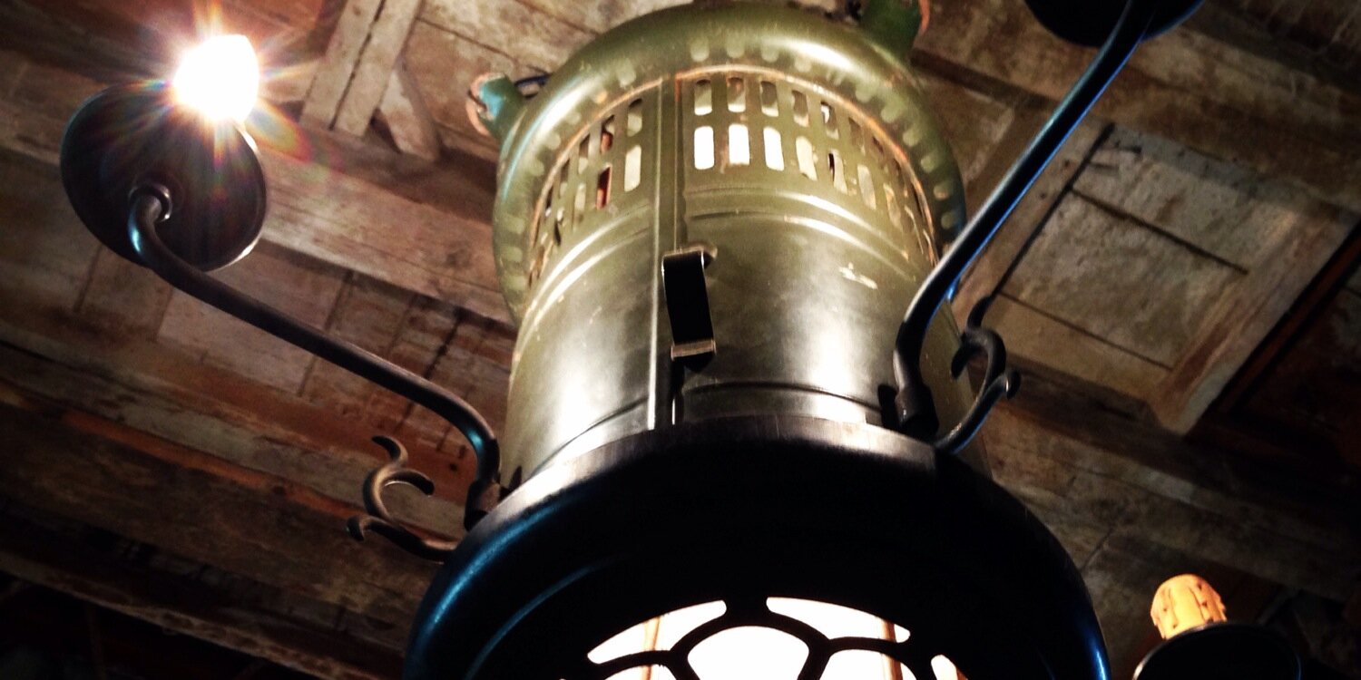 KAMP inc. Backpackers Inn & cafe lounge banner