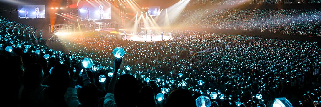 moon_ear0412's profile banner image
