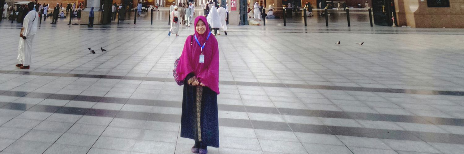 isti_ity's profile banner image