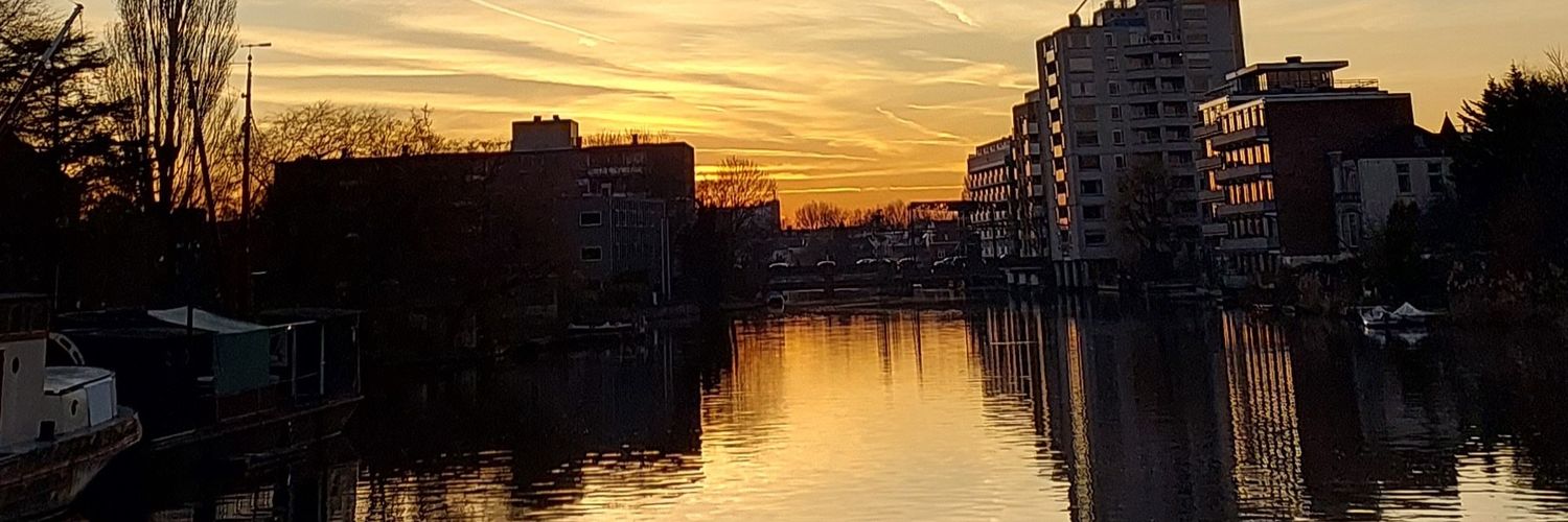 age_am's profile banner image