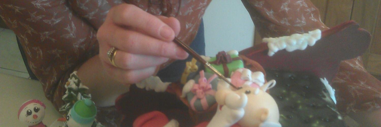 busybeecakes's profile banner image