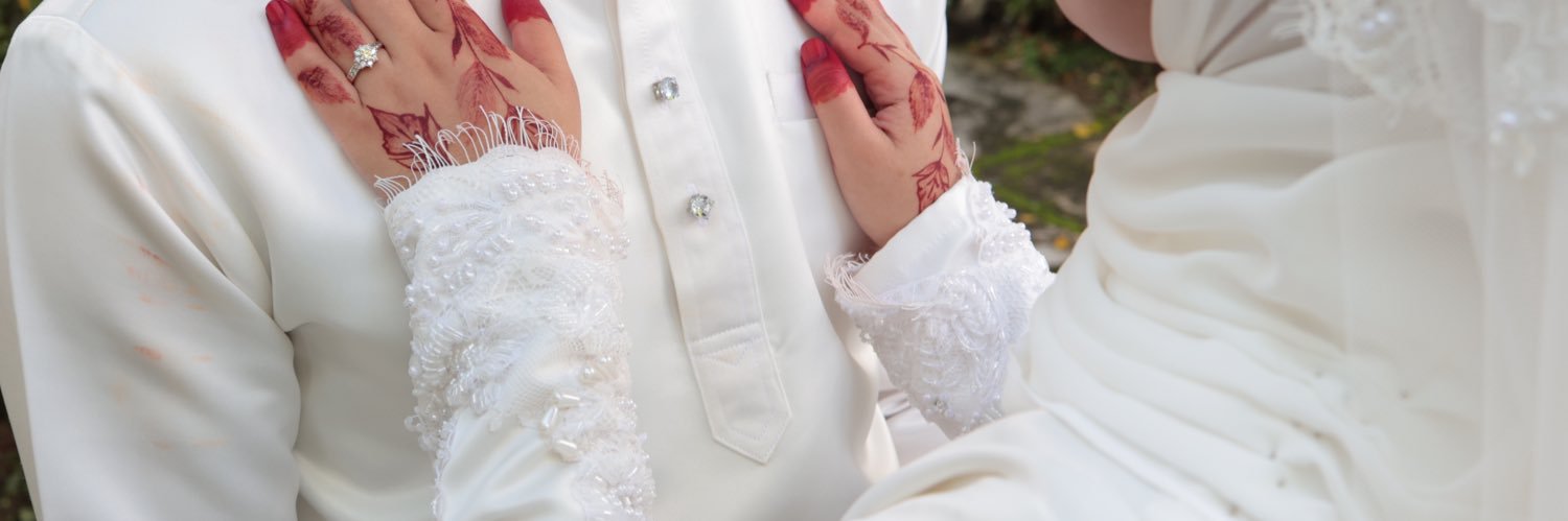 izzwnii's profile banner image