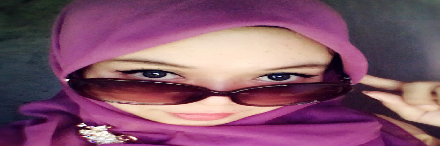 nuriaindly's profile banner image