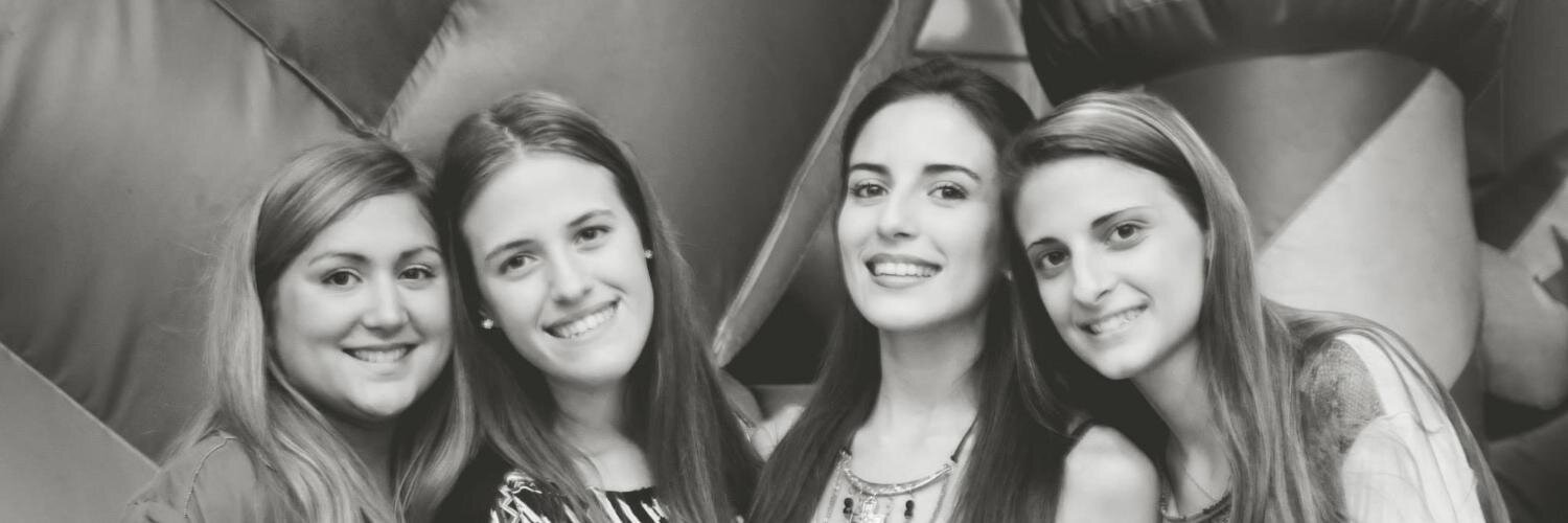 MayMolina_'s profile banner image