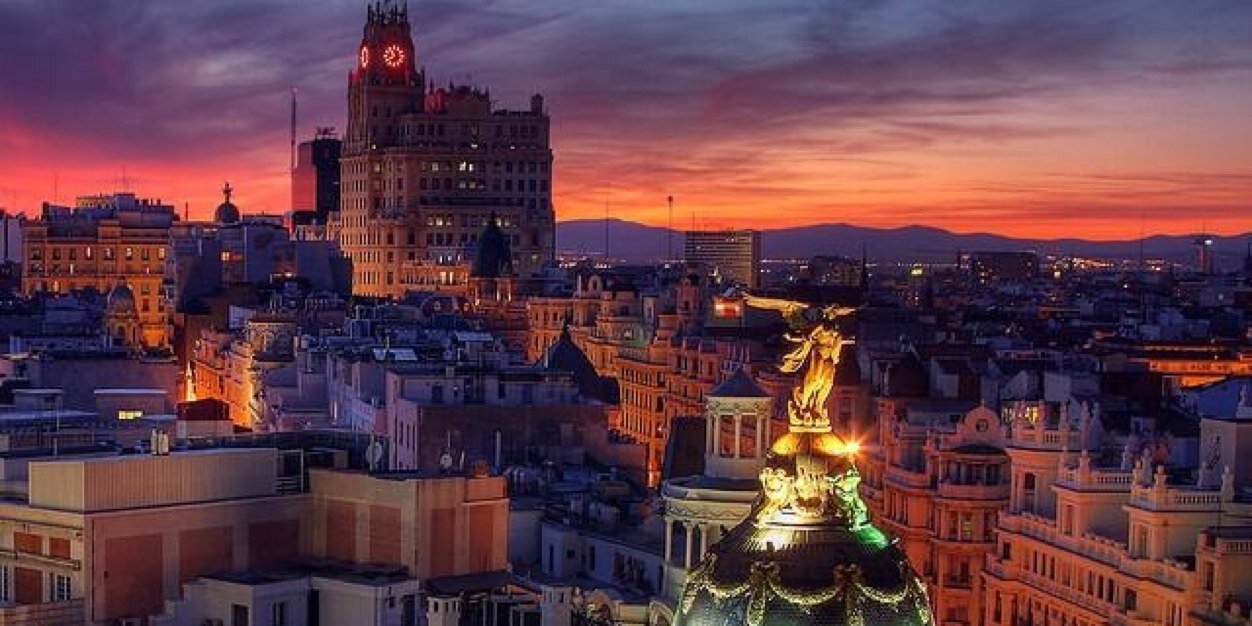 AlexVegaRobles's profile banner image
