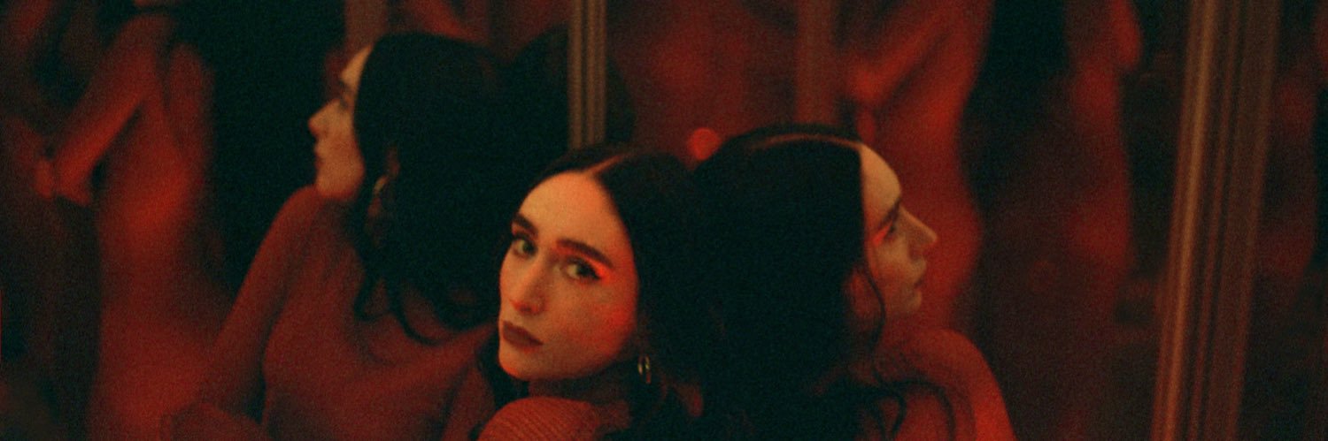 rowesings's profile banner image