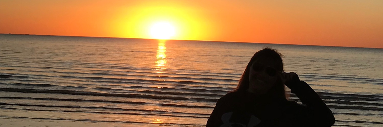 valerami10's profile banner image