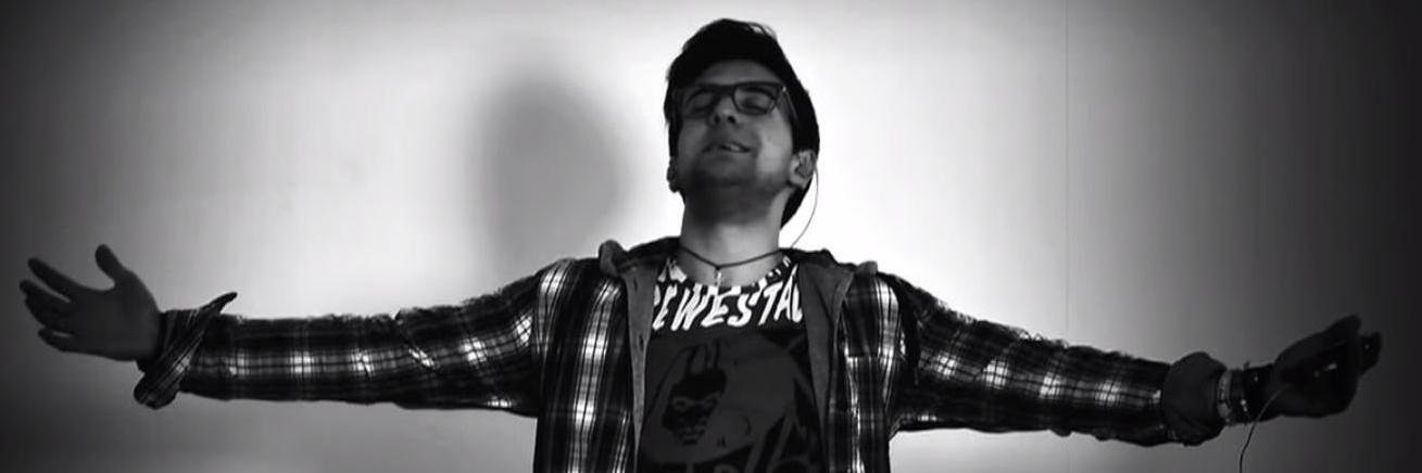 ilovedelon's profile banner image