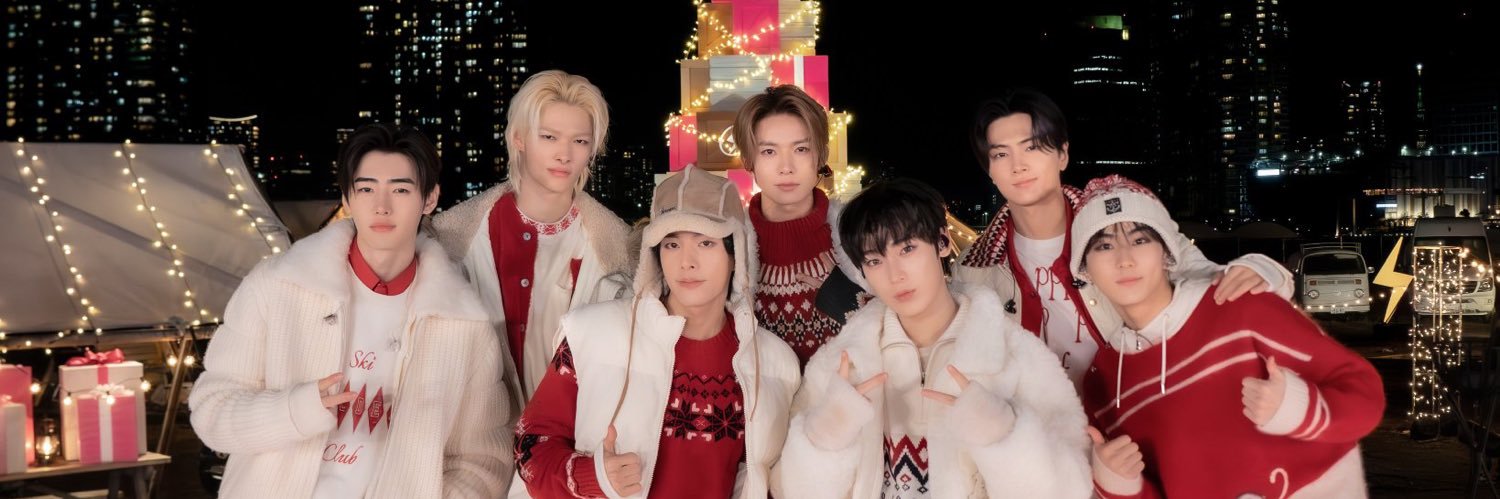 ✩ banner