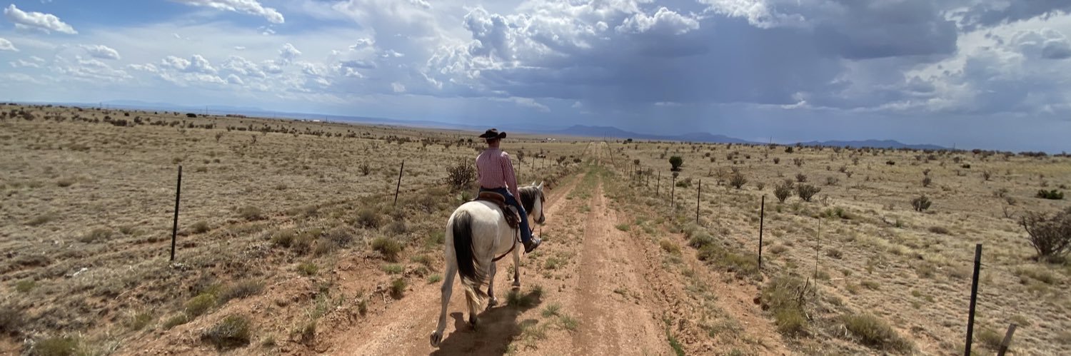 Shad James 👷🏼 banner