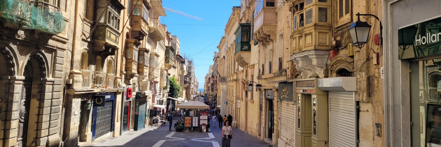 Frank Barratt 🏴󠁧󠁢󠁥󠁮󠁧󠁿🇮🇱 banner