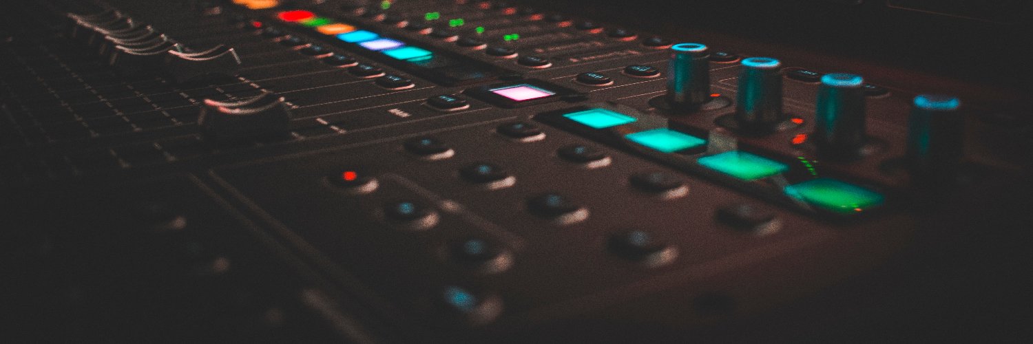 karanparikh27's profile banner image