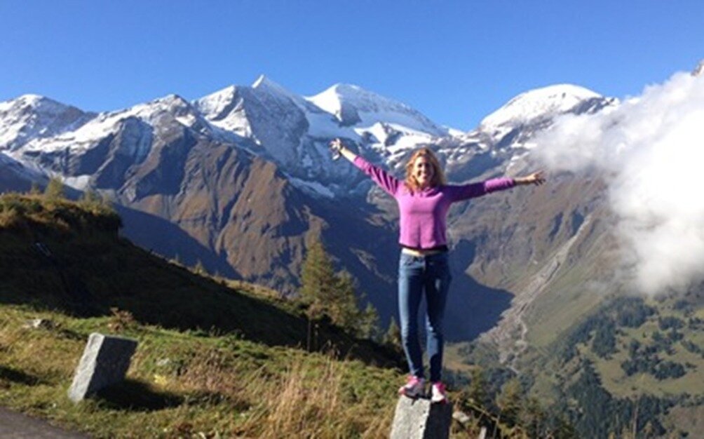 Dr. Galit Goldfarb banner