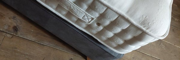 snoozestation Profile Banner