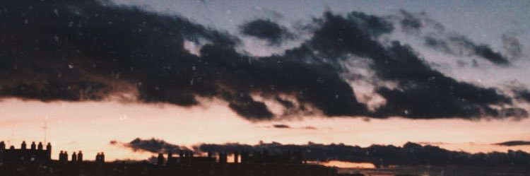 moniAz_15's profile banner image