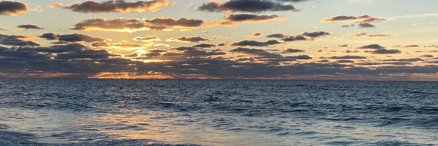 gabzomic's profile banner image