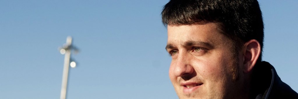 luisper10's profile banner image