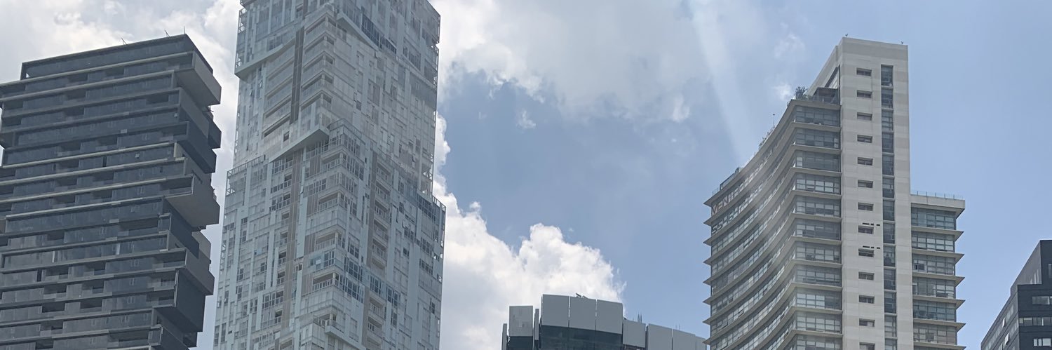 Carlos Luna banner