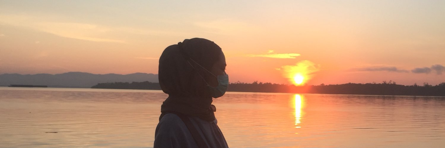 megdhl's profile banner image