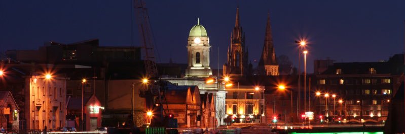 B M banner
