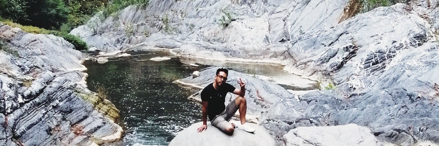 manutom8703's profile banner image