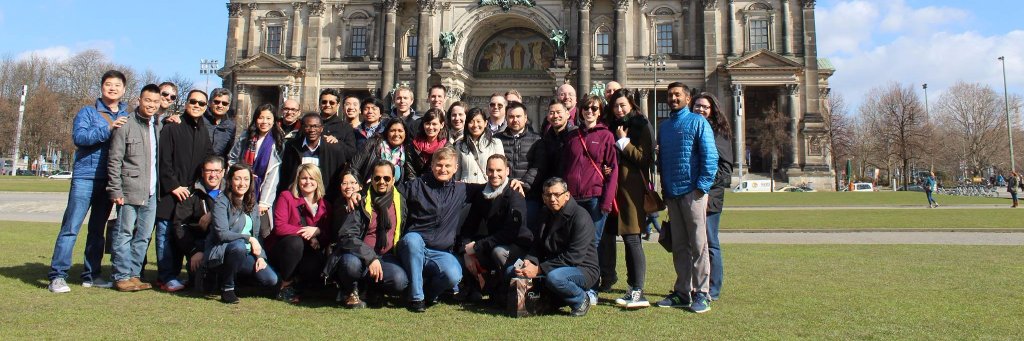 UW Foster Technology Management MBA banner