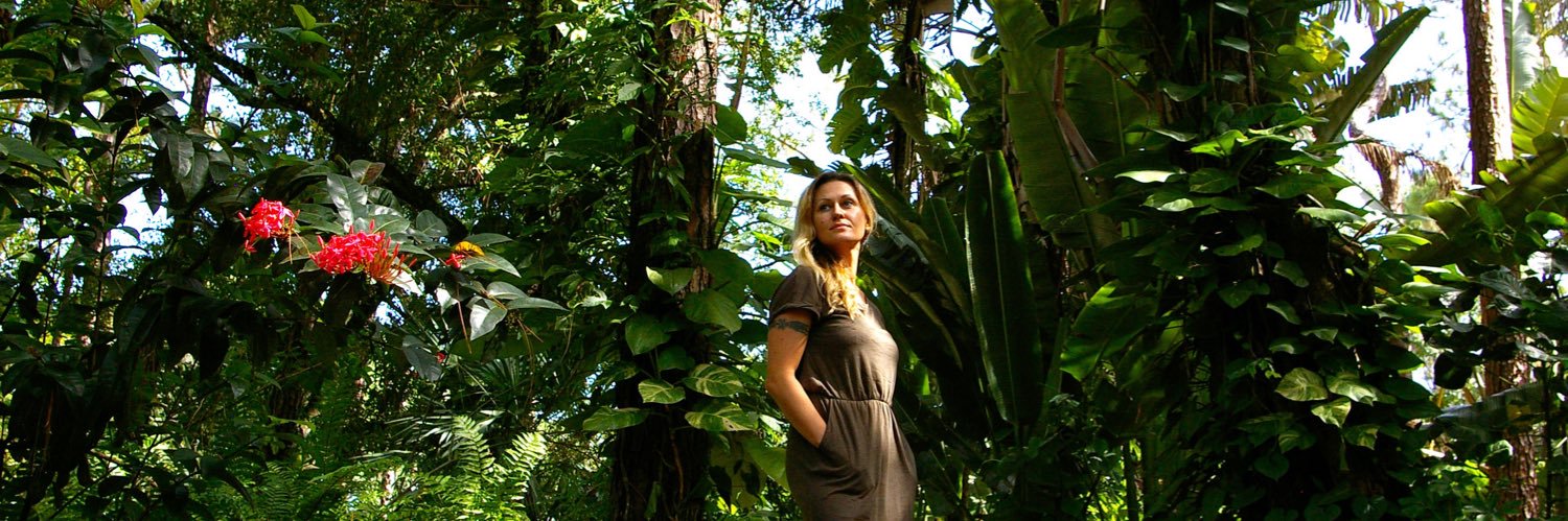 Realestate_bea's profile banner image