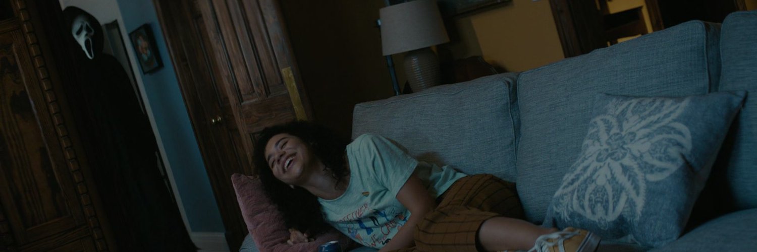 Ariel Relaford banner