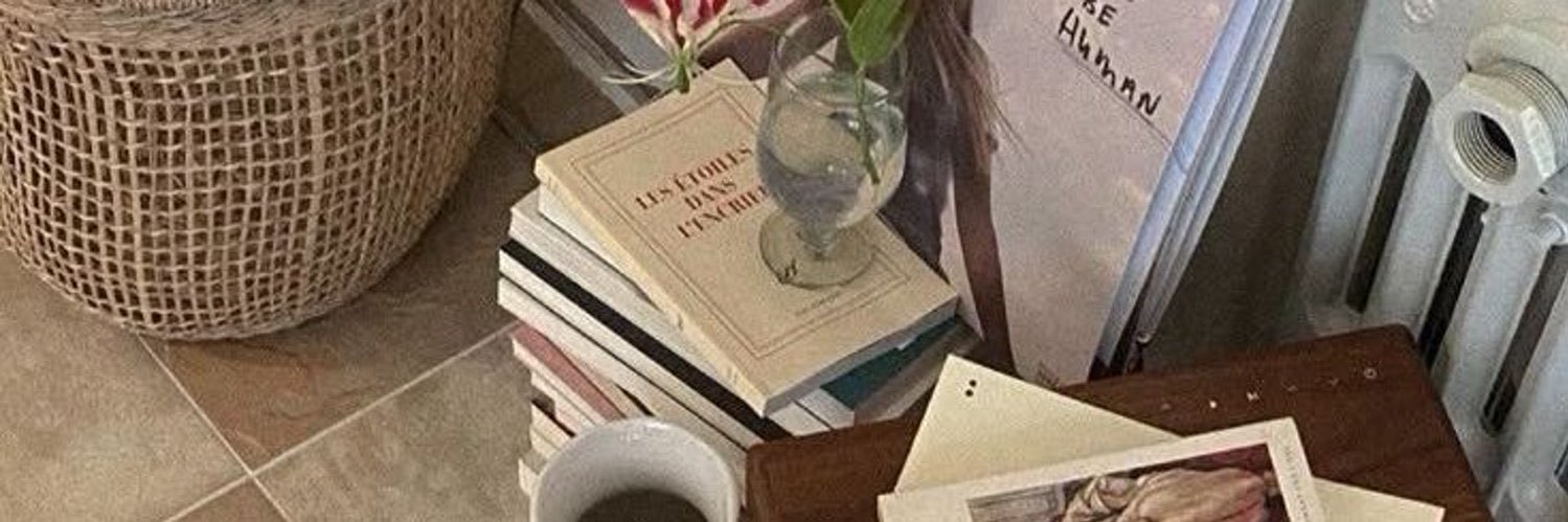 ۫ banner