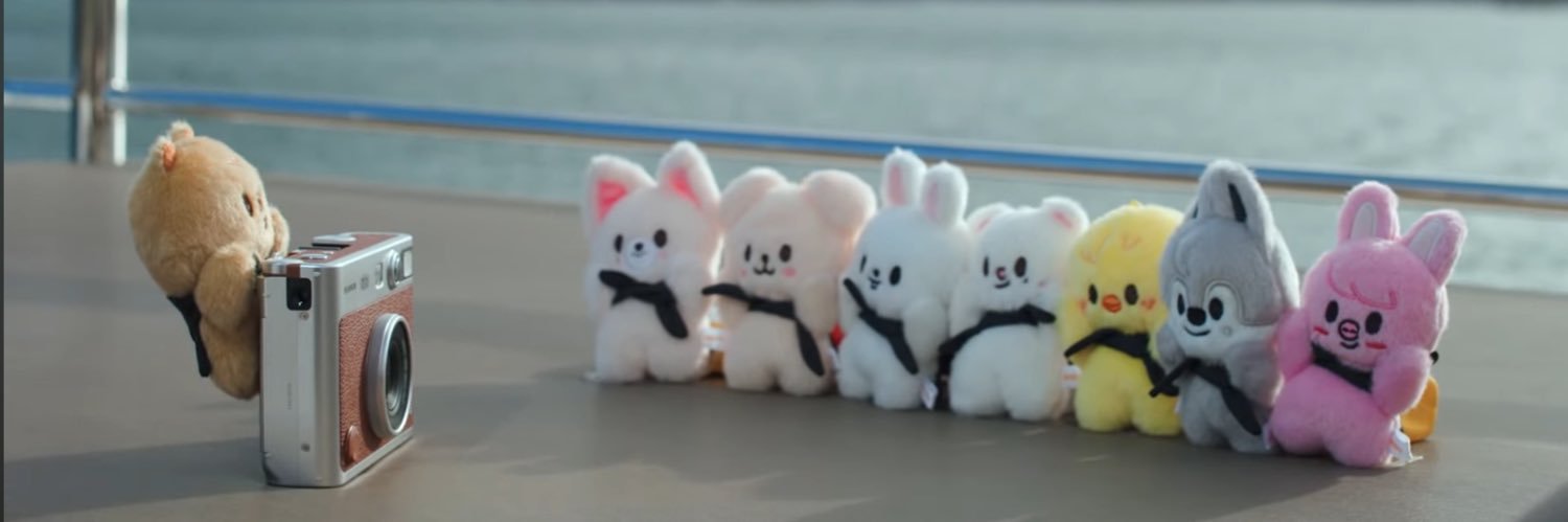 ayaaaa122's profile banner image