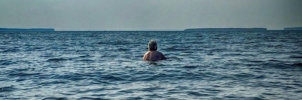 𝕮𝖍𝖗𝖎𝖘 𝕿𝖍𝖔𝖗𝖓𝖊® banner