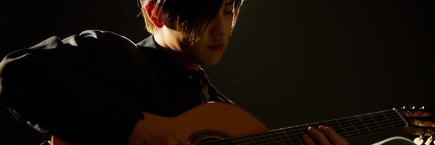 windy026's profile banner image
