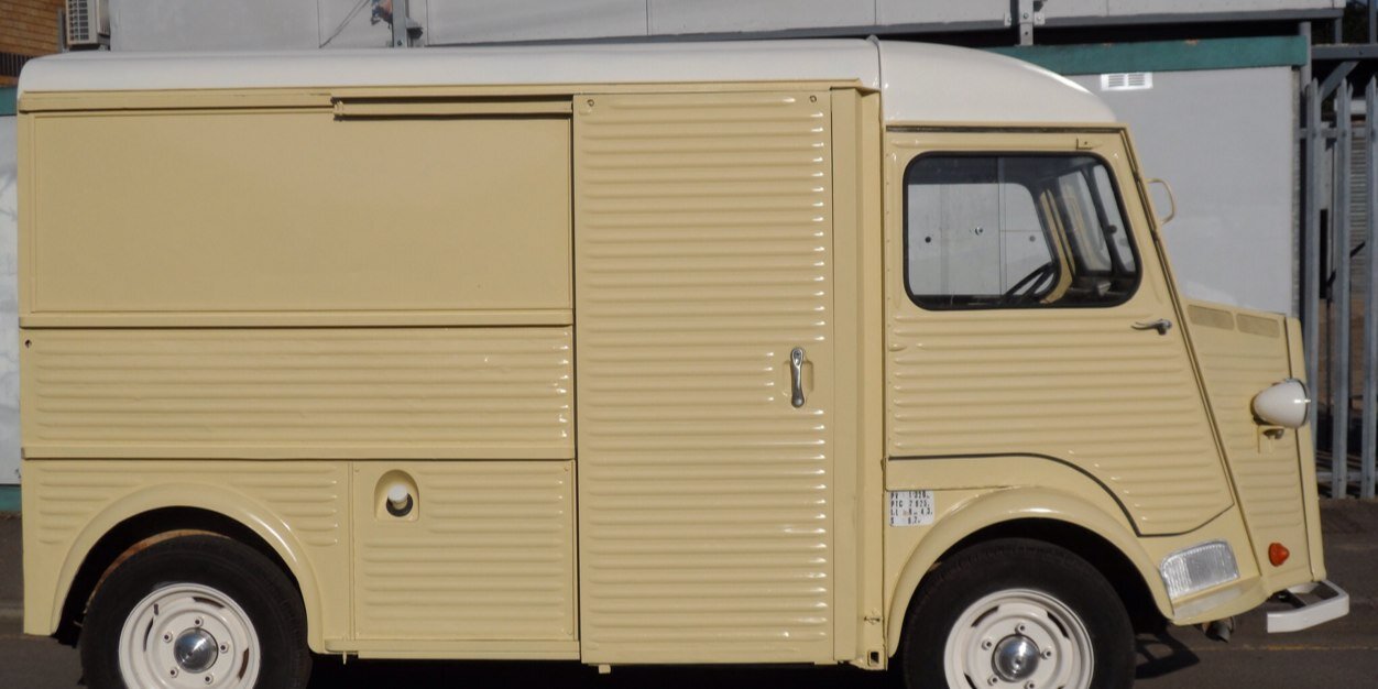 iconicvehicles's profile banner image