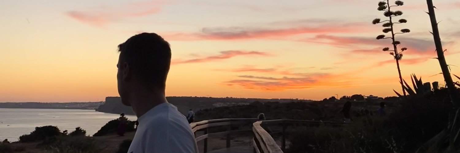 ameliafrr's profile banner image