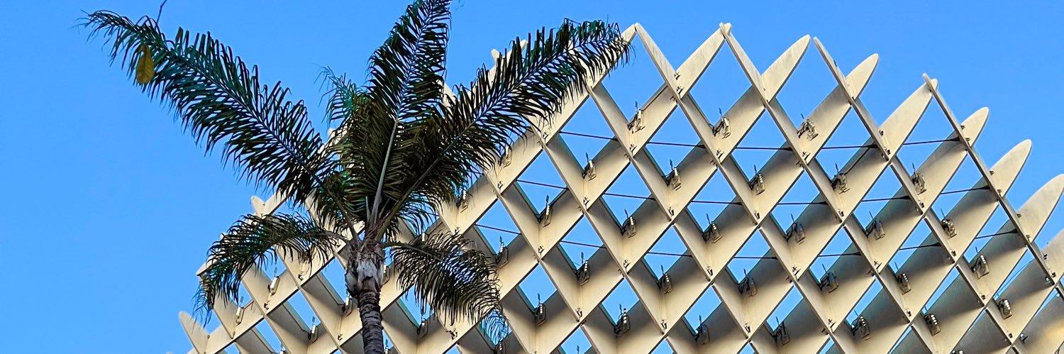 estlmce's profile banner image