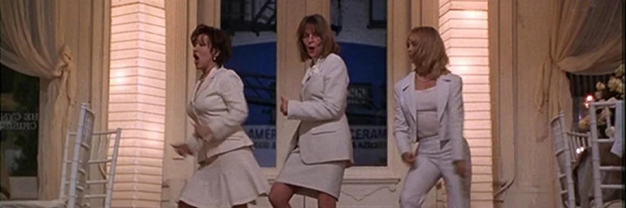 Laura Howe (she/her) banner